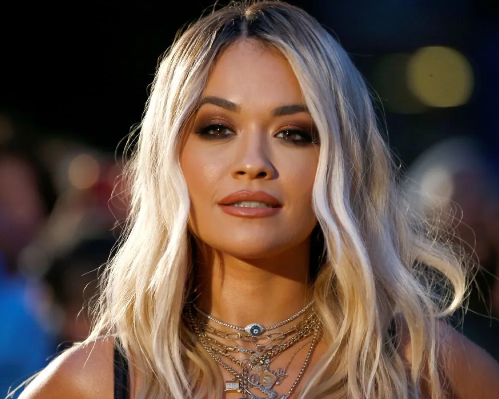 Rita Ora is born at Aquarius moon